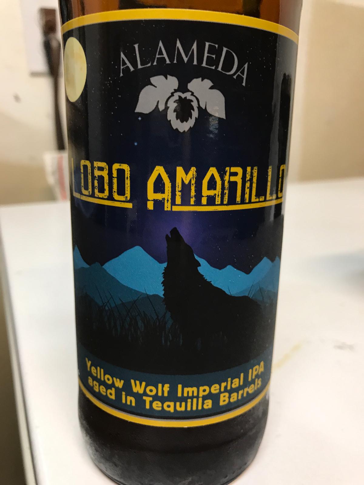 Lobo Amarillo