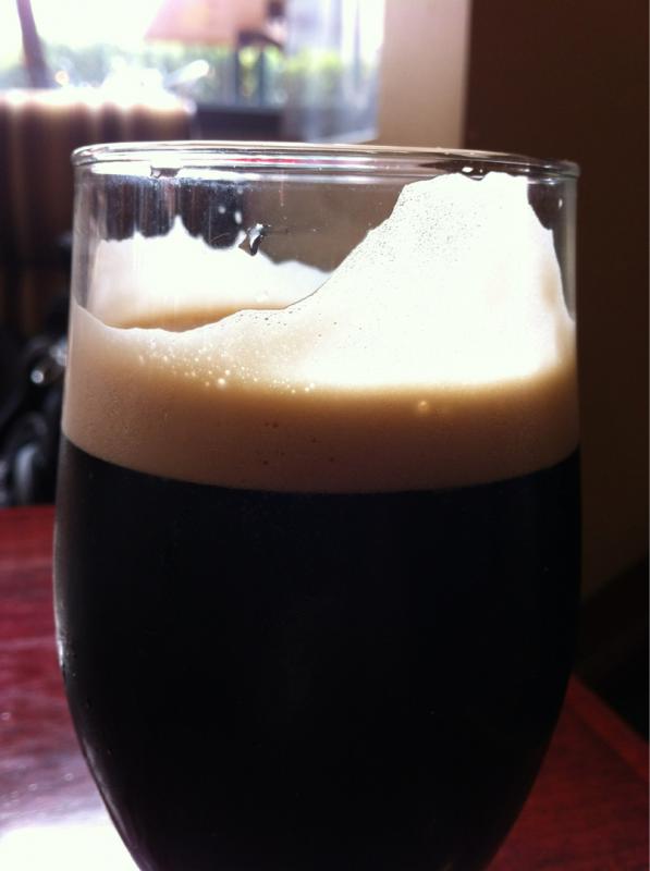 Heroica Oatmeal Stout