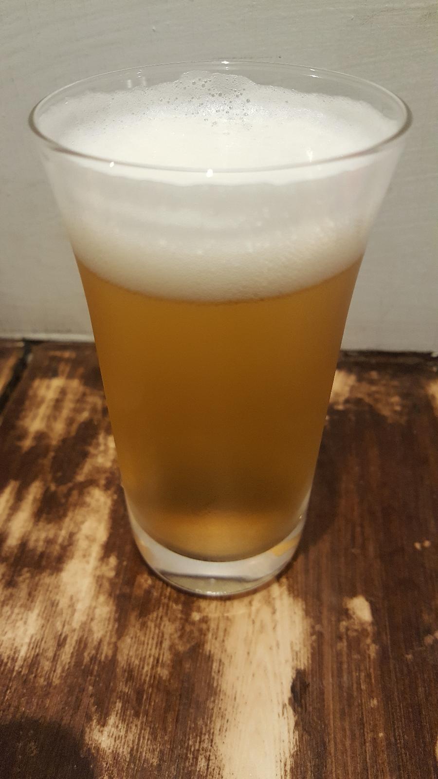 Golden Sparkling (2018)