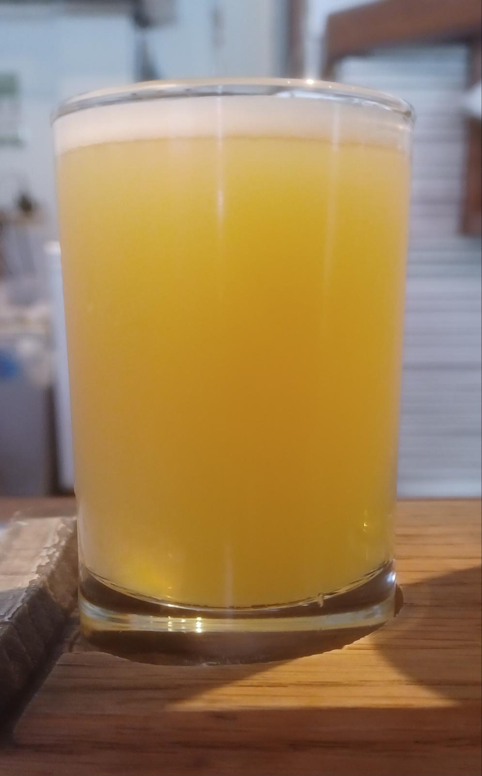 Petit Boss Hazy Pale Ale