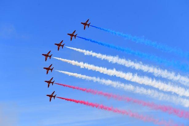 What Time Are The Red Arrows On?